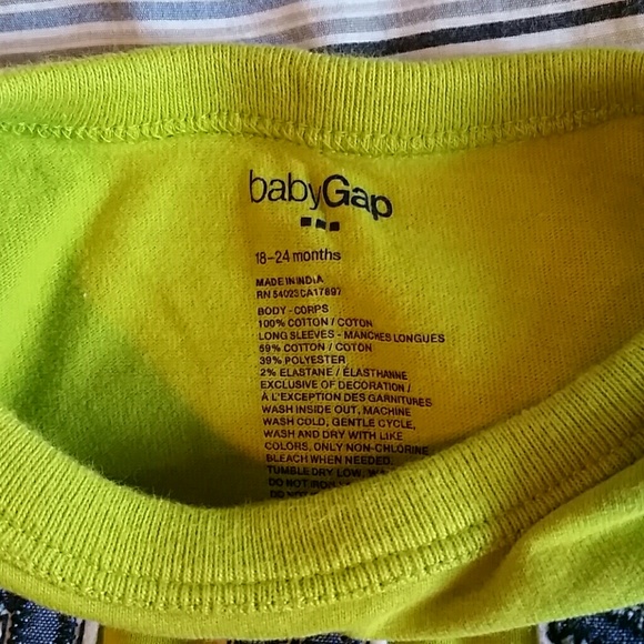 18-24mo.Gap long sleeve tee & CP 2T jeans - Picture 5 of 6